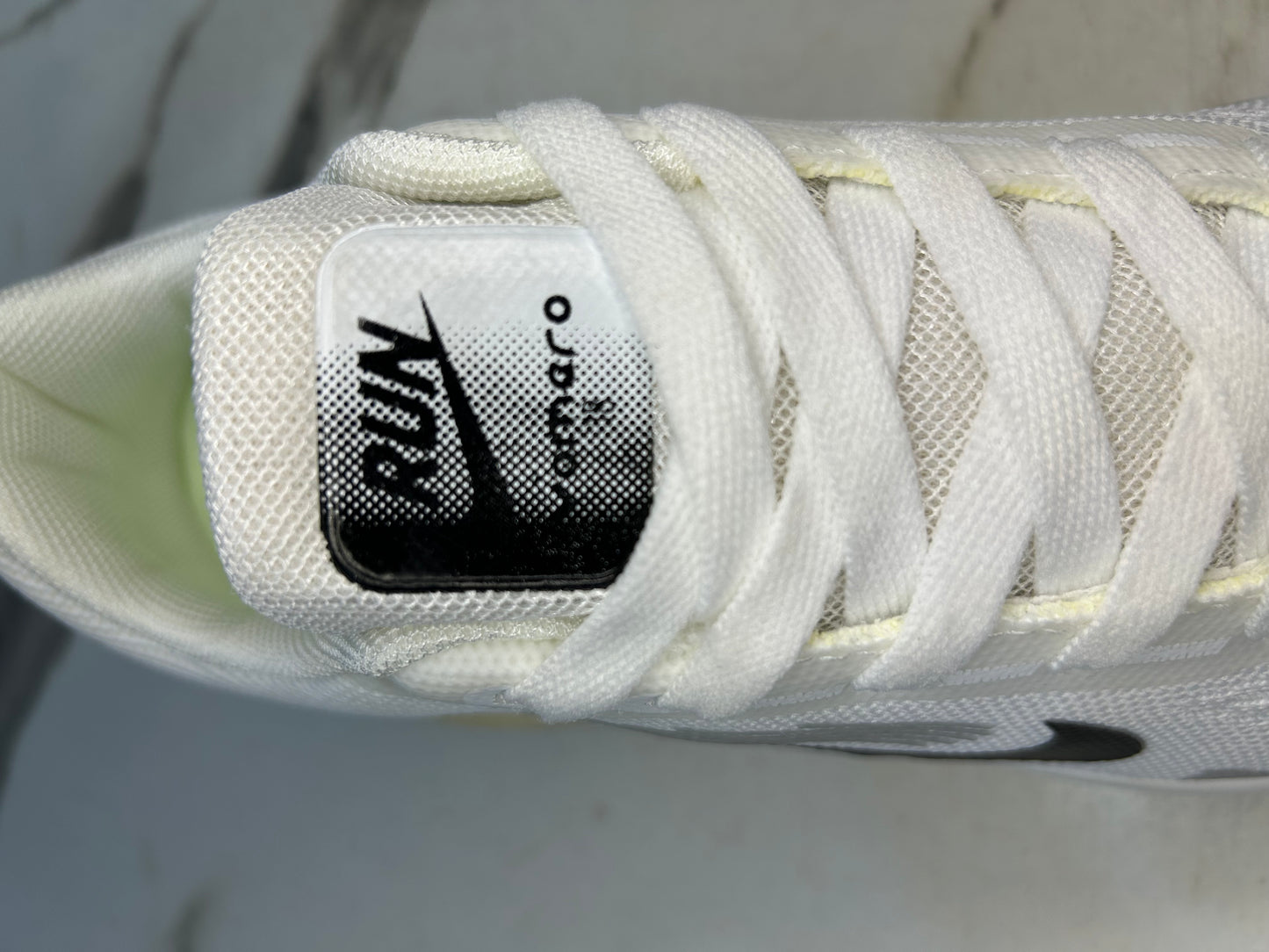 NK Zoom X Vomero 18